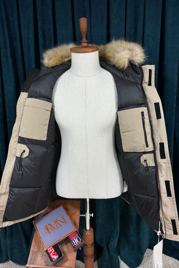 Canada Goose Bej Rengi Cırt Cırt Detay Premium Erkek Mont Canada Goose Bej Rengi Cırt Cırt Detay Premium Erkek Mont