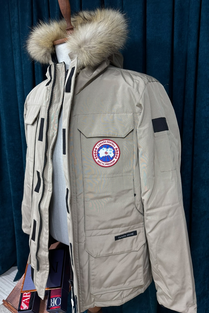 Canada Goose Bej Rengi Cırt Cırt Detay Premium Erkek Mont Canada Goose Bej Rengi Cırt Cırt Detay Premium Erkek Mont