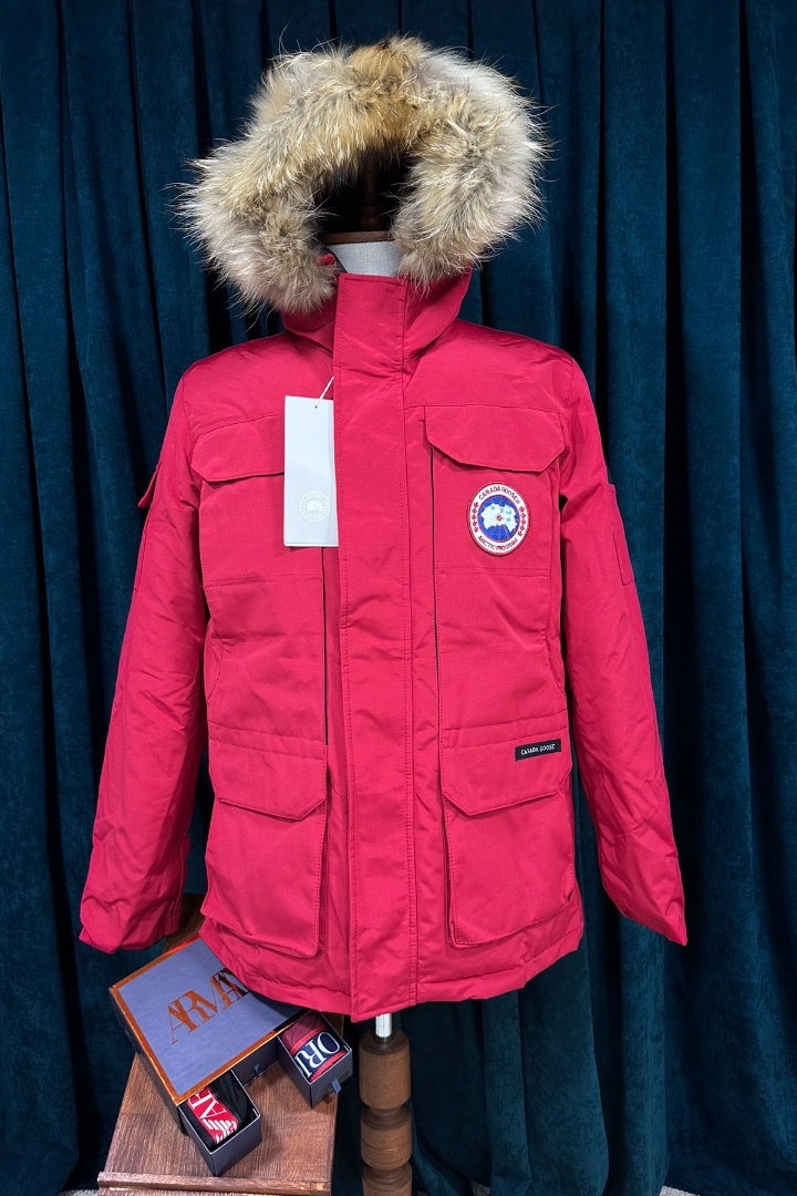 Canada Goose Mat Kırmızı Cırt Cırt Detay Premium Erkek Mont Canada Goose Mat Kırmızı Cırt Cırt Detay Premium Erkek Mont