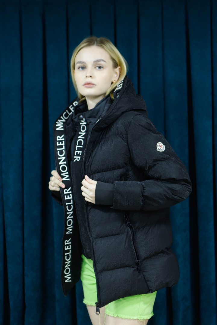 Moncler Siyah Yağmur Desen Premium Mont Moncler Siyah Yağmur Desen Premium Mont