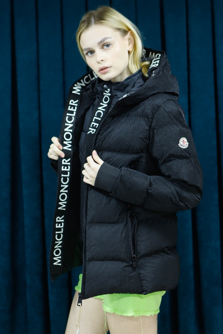 Moncler Siyah Yağmur Desen Premium Mont Moncler Siyah Yağmur Desen Premium Mont