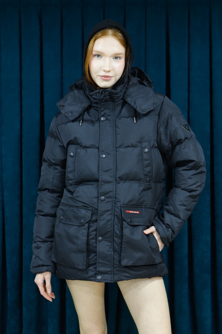 Prada Siyah Premium Mont (UNİSEX) Prada Siyah Premium Mont (UNİSEX)