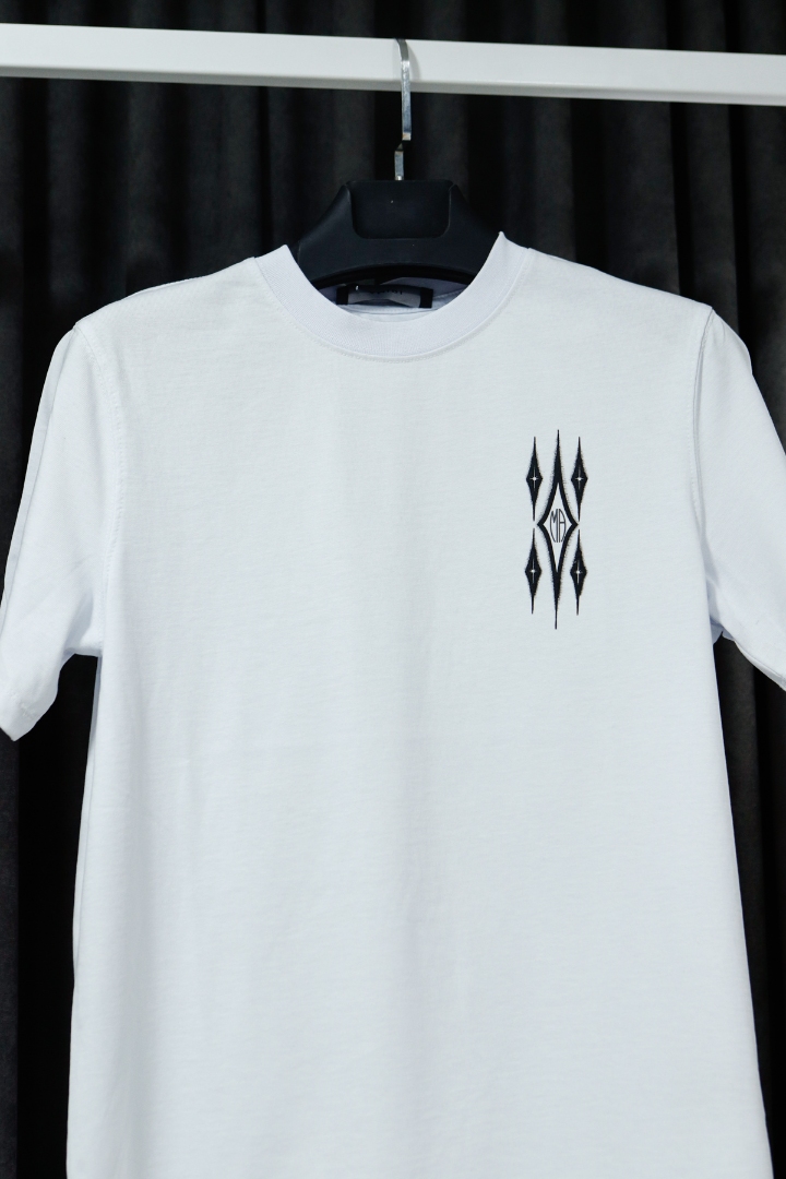 Erkek Ekru Amiri Kabartma Baskılı Premium T-Shirt